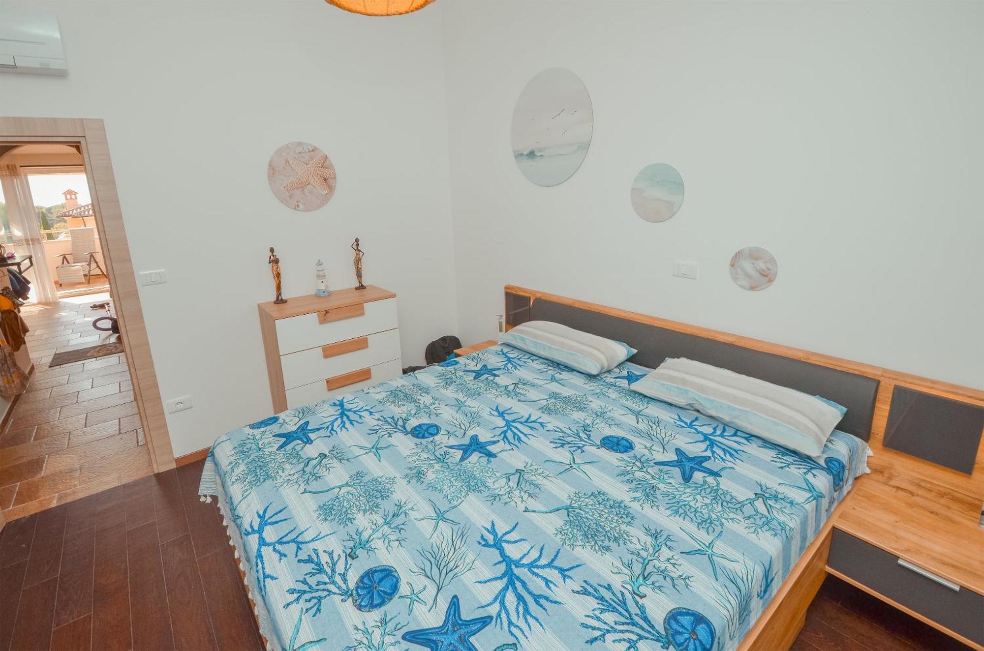 Apartment Dertil Premantura Eksteriør billede